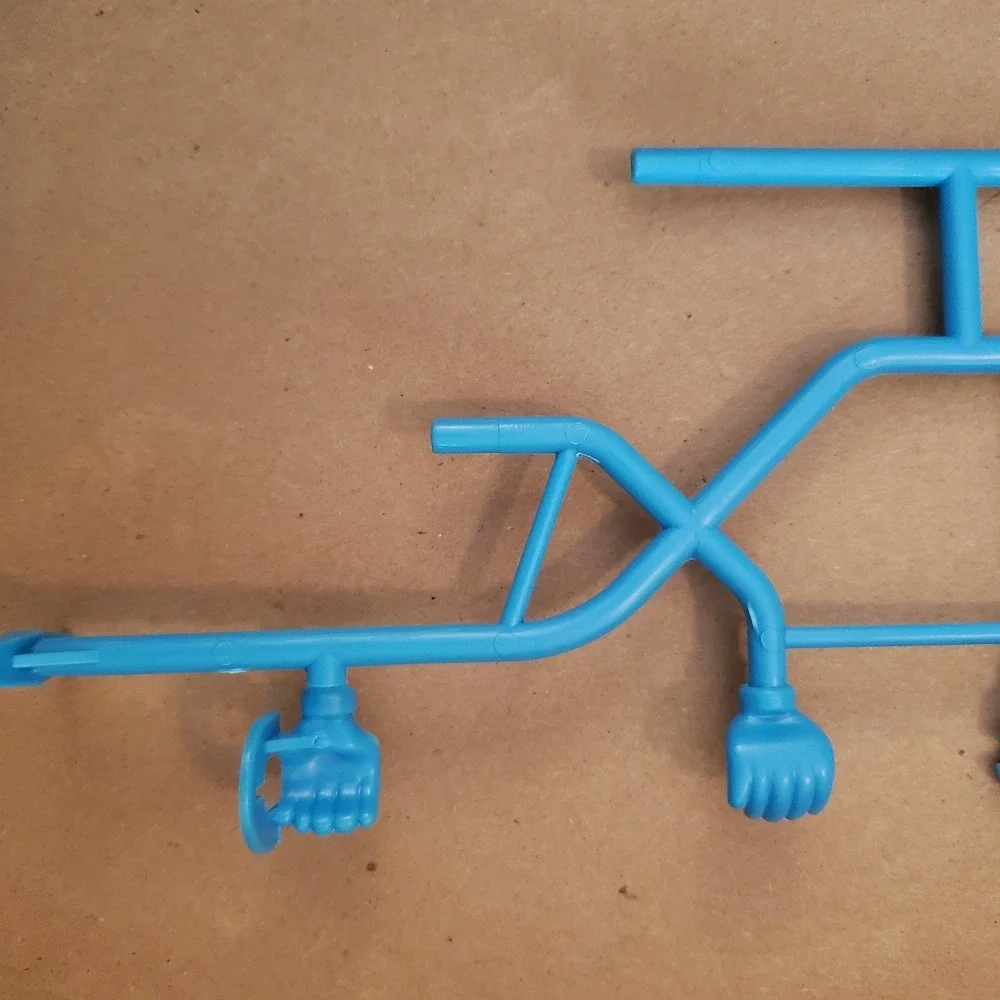 1986 Mouse Trap Replacement Piece Plumbing Pipe Blue Hasbro Board Game Part